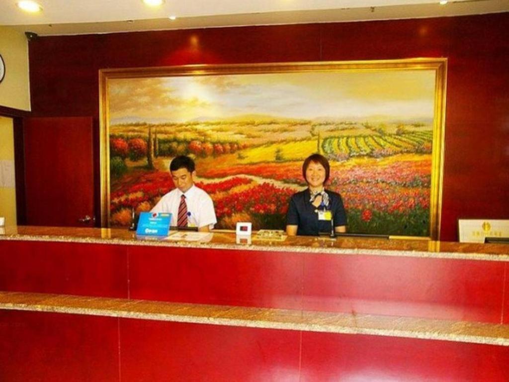 Hanting Express Changsha Middle Of Furong Road Xiangchun Road Exterior foto