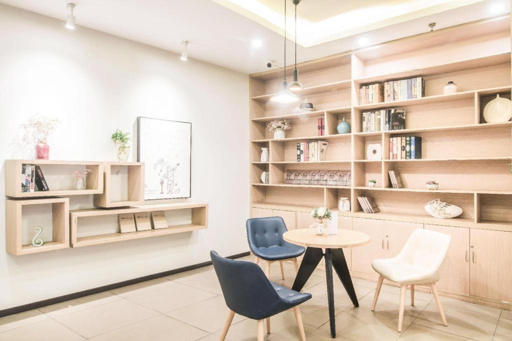 Hanting Express Changsha Middle Of Furong Road Xiangchun Road Exterior foto