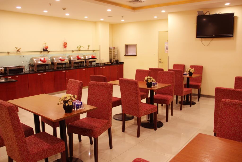Hanting Express Changsha Middle Of Furong Road Xiangchun Road Exterior foto